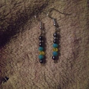 Beaded blue & gun metal black hook earrings new in pk